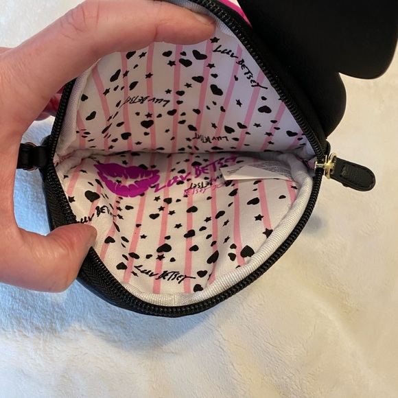 Betsey Johnson wristlet - Picture 3 of 3